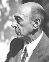 220px-Arnold_Schoenberg_la_1948