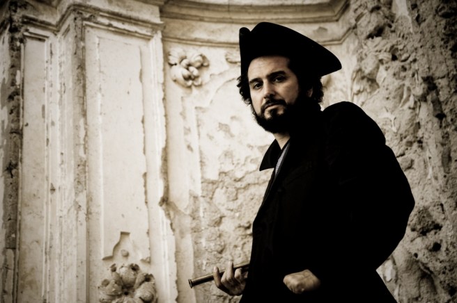 Vinicio-Capossela_Marinai-Profeti-e-Balene@foto-credit_-Elettra-Mallaby_ELT8851